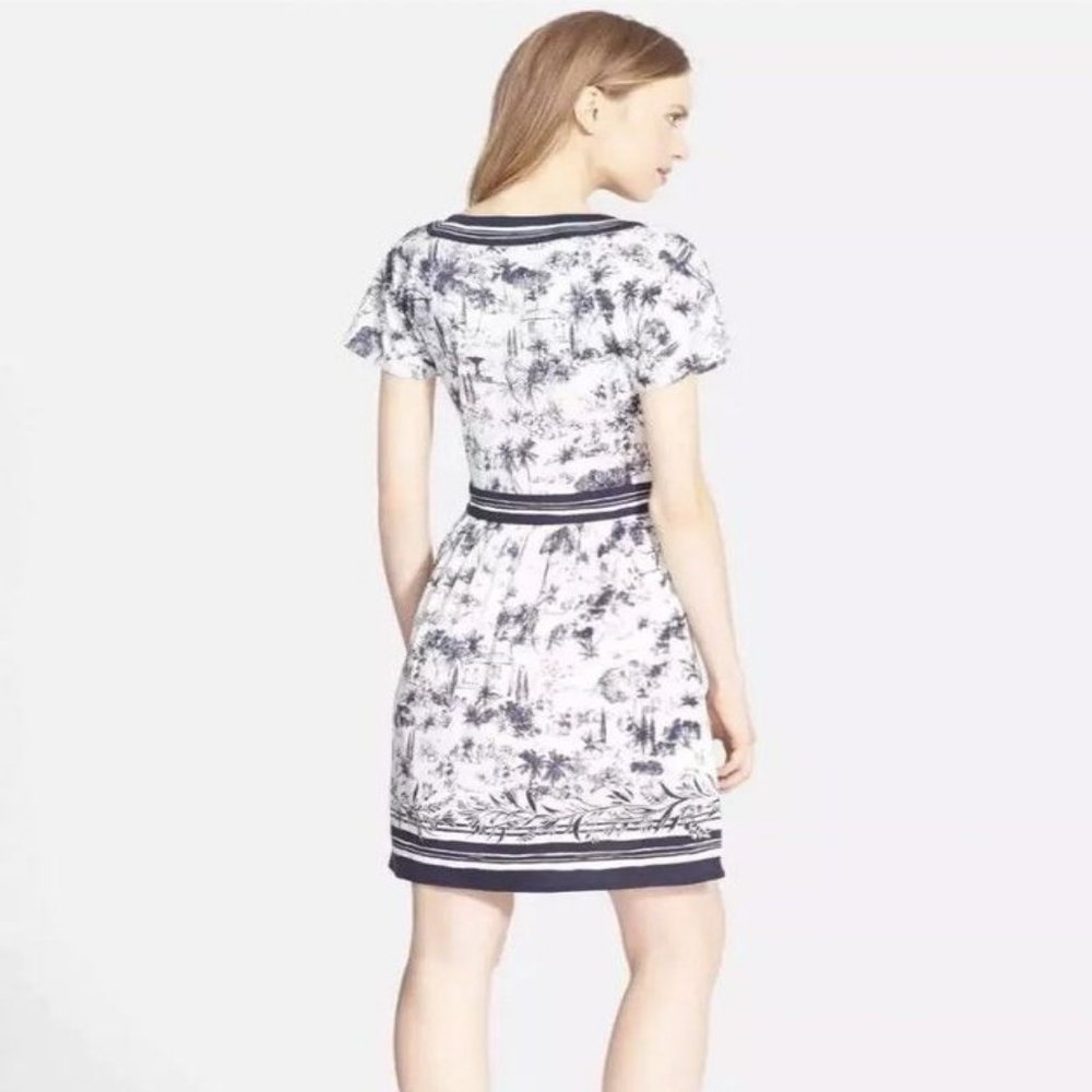Tory Burch Silk Interlock Print Dress V-Neck Ivory Toile Size XS - Picture 2 of 16